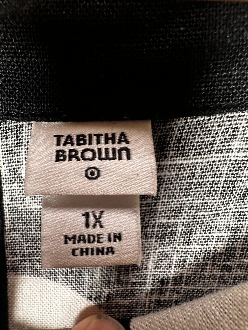 Tabitha Brown for Target Black & White Polka Dot Linen Blend Blouse 1X - Picture 9 of 12